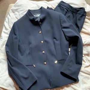 Tahari W Sz10 Blue Pantsuit